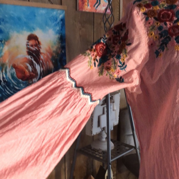 Pretty ZARA Basic Collection Blouse - Picture 6 of 8